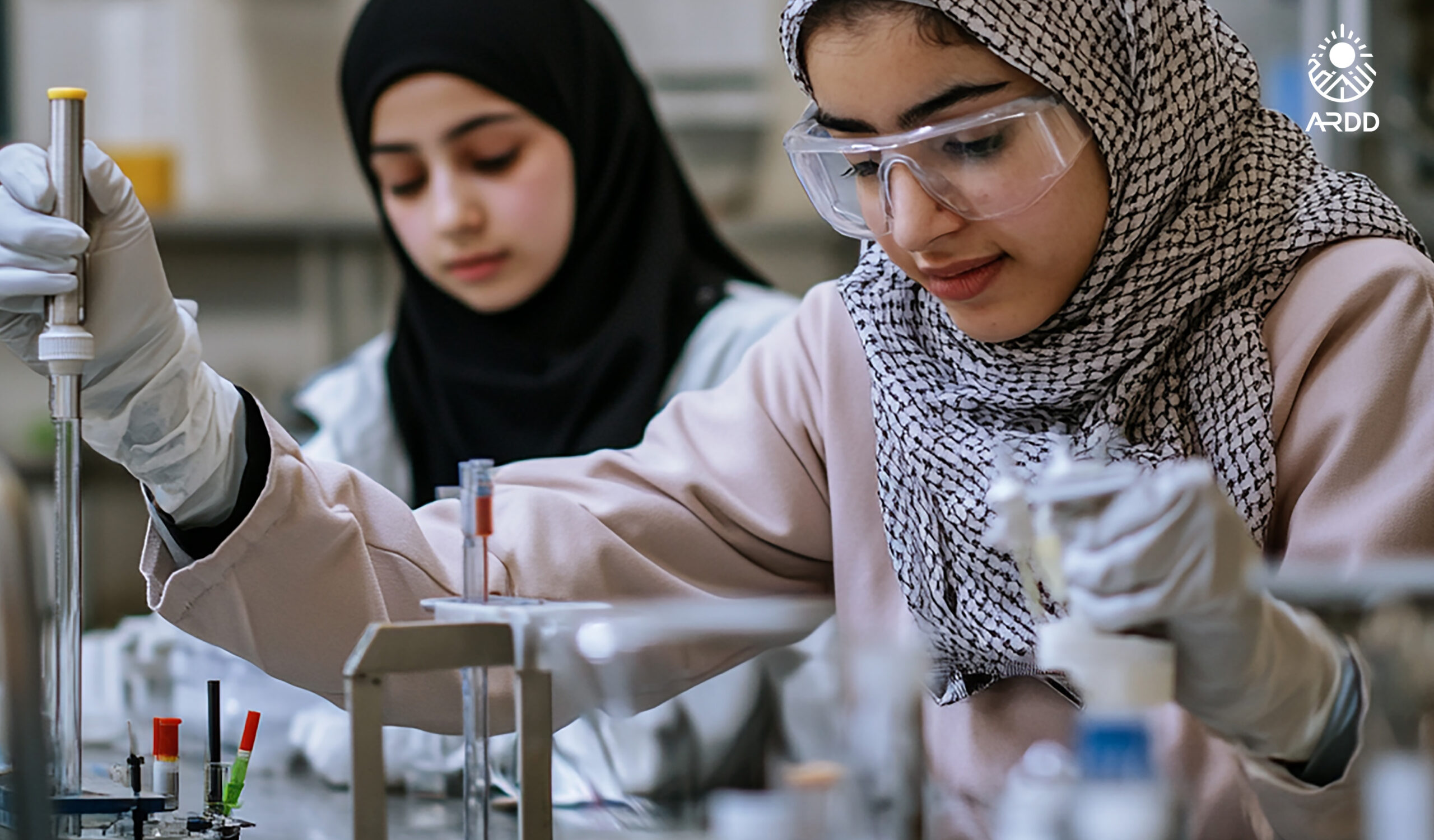 Arab Renaissance Women in STEM in the Arab World - Renaissance Strategic Center.com